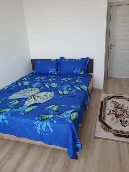 Apartament cu 2 camere semidecomandat în Berceni