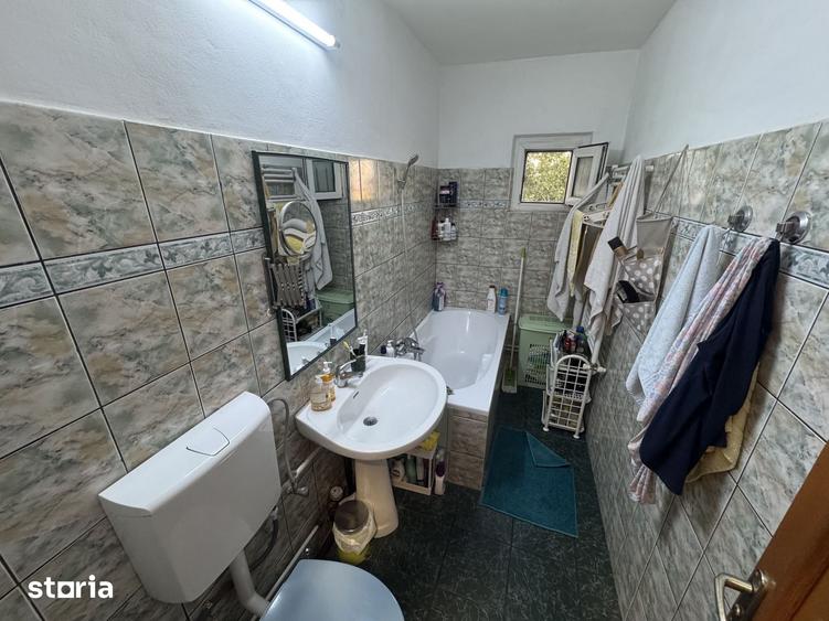 Apartament cu 4 camere decomandat în Brătianu