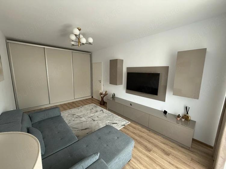 Apartament cu 2 camere decomandat în Metalurgiei