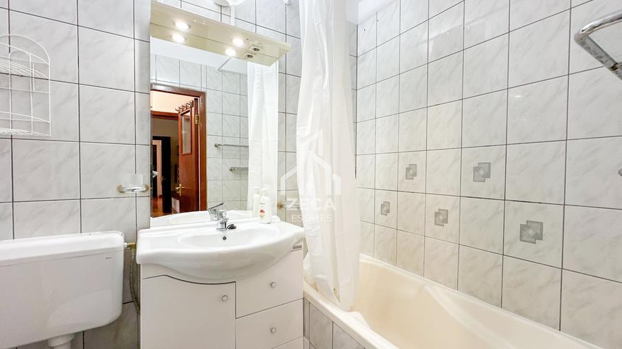 Apartament cu 3 camere semidecomandat, mobilat în Drumul Taberei