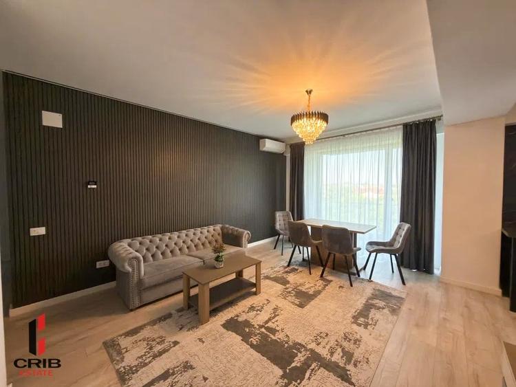 Apartament cu 3 camere semidecomandat, mobilat în Sisești