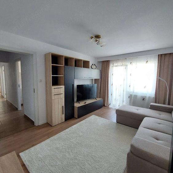 PROPRIETAR inchiriez central ap cu 3 camere decomm - 7