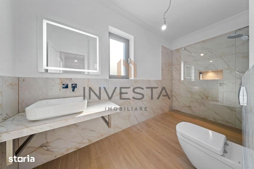 Casă cu 8 camere cu Teren 677 Mp în Borhanci