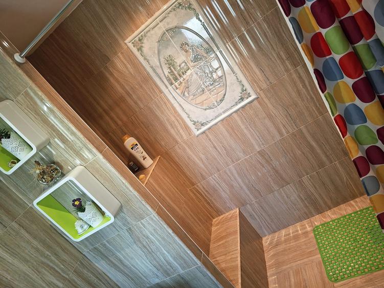 Casă individuală cu 4 camere cu Teren 1000 Mp în Bascov