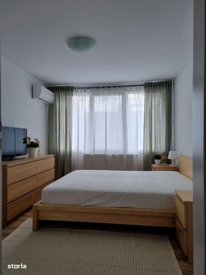 Apartament cu 3 camere decomandat în Colentina