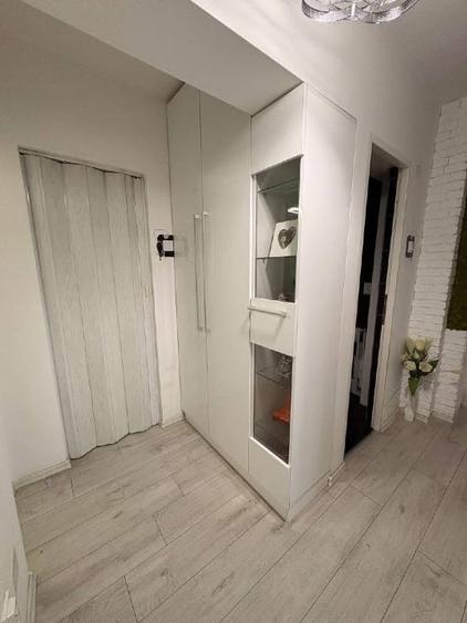 Apartament cu 3 camere decomandat, mobilat în Păcurari