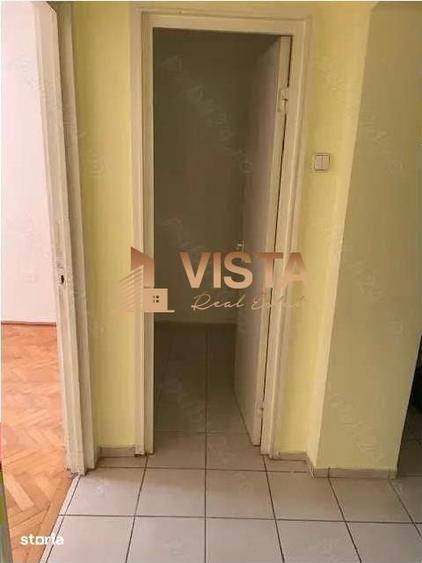 Apartament cu 3 camere semidecomandat în Dârste