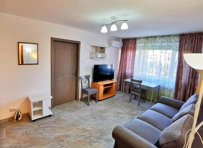 Apartament cu 2 camere semidecomandat, mobilat în Iancului