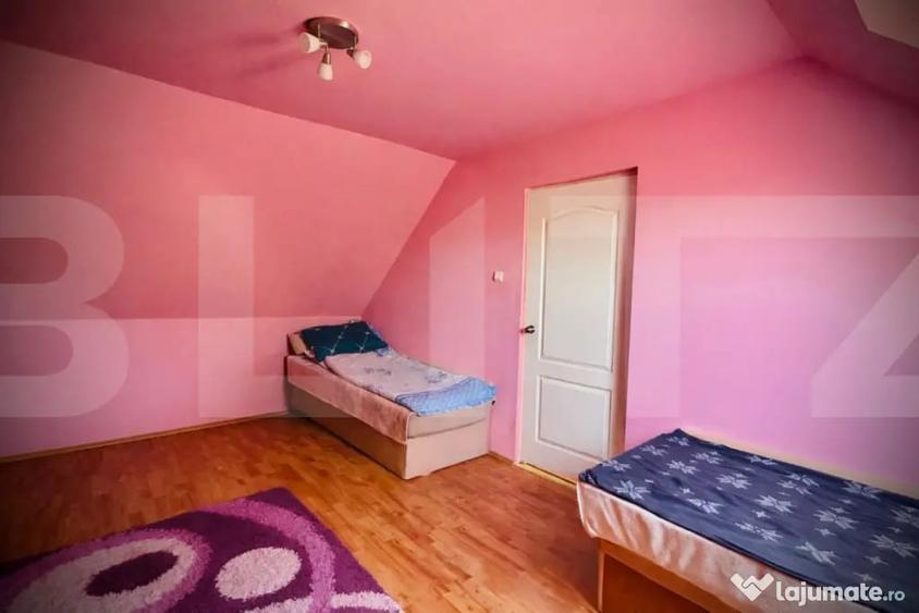 Casă cu 5 camere cu Teren 890 Mp în Miniș