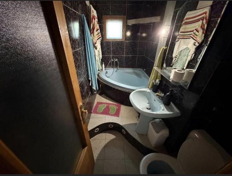 Apartament cu 3 camere in Focsani, pe str. Dinicu Golescu - 7