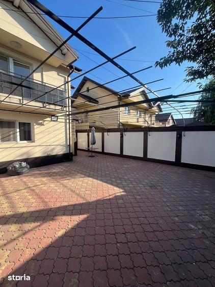 Casă cu 5 camere cu Teren 191 Mp în Central