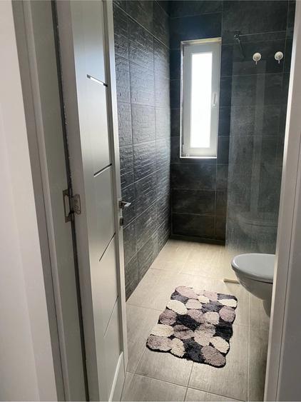 Apartament cu 2 camere decomandat în Giarmata