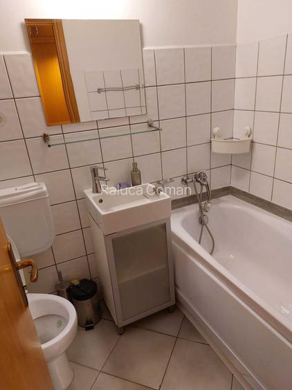 Proprietar, inchiriez studio (garsoniera 2 camere comandate) 40mp, centrala proprie, 500m de metrou Valea Ialomitei, cartier Drumul Taberei - Brancusi