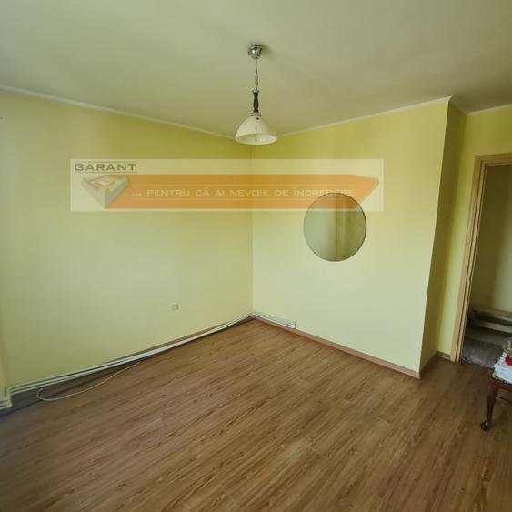 Apartament cu 3 camere decomandat în Găvana 3