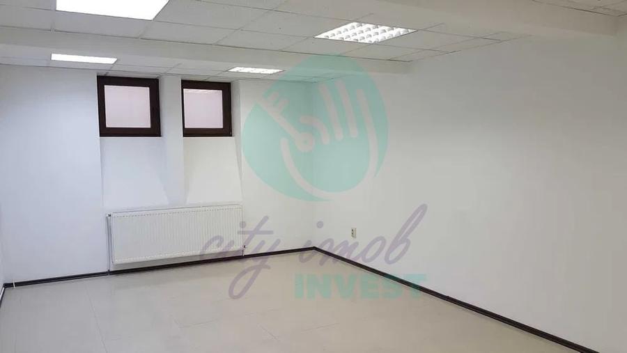 Apartament cu 4 camere semidecomandat în Cotroceni