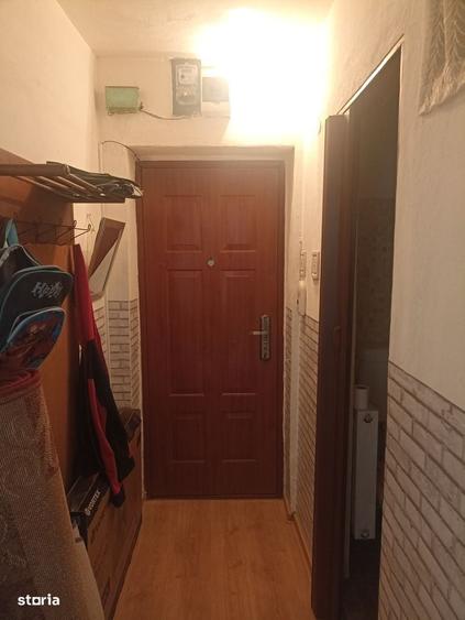 Apartament cu 2 camere în Simeria