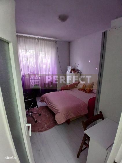 Apartament cu 3 camere semidecomandat în Nord