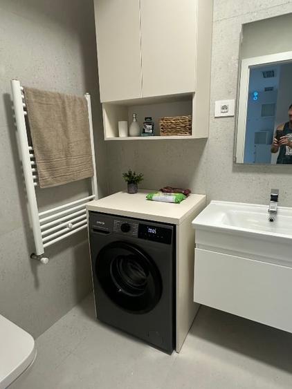 Apartament cu 2 camere semidecomandat, mobilat în Străulești