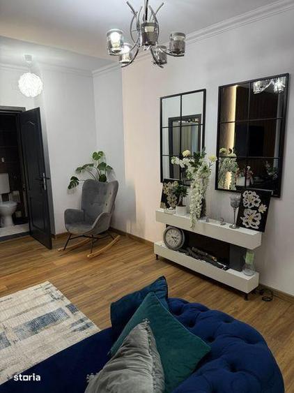 Apartament cu 3 camere în Răcădău