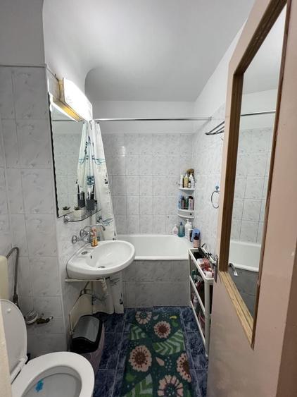 Apartament cu 2 camere decomandat în Vest