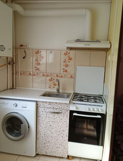 Garsonieră decomandată în Electroprecizia