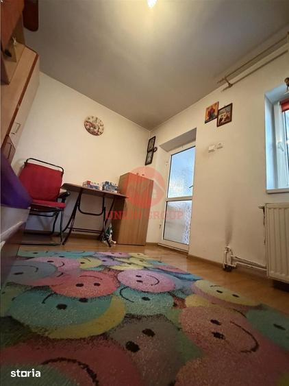 Casă cu 4 camere cu Teren 250 Mp în Km 5