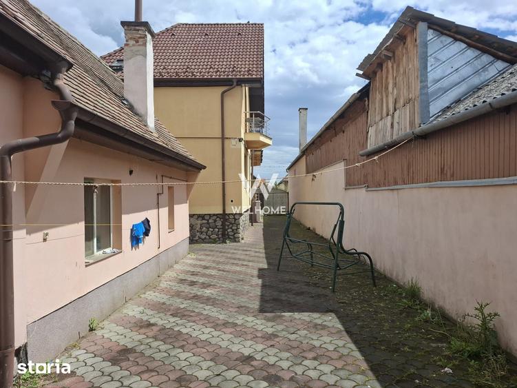Casă cu 7 camere cu Teren 700 Mp în Turnișor