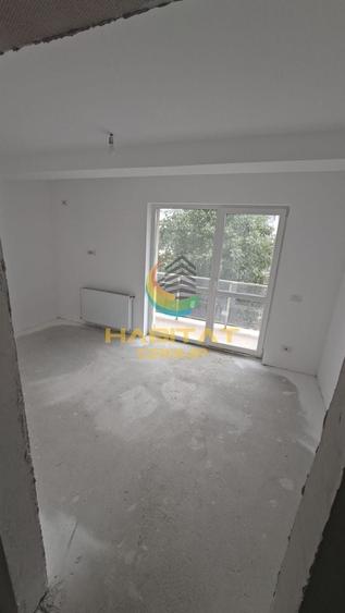 Apartament cu 3 camere decomandat în Berceni