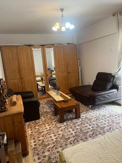 Apartament cu 4 camere decomandat în Valea Lupului