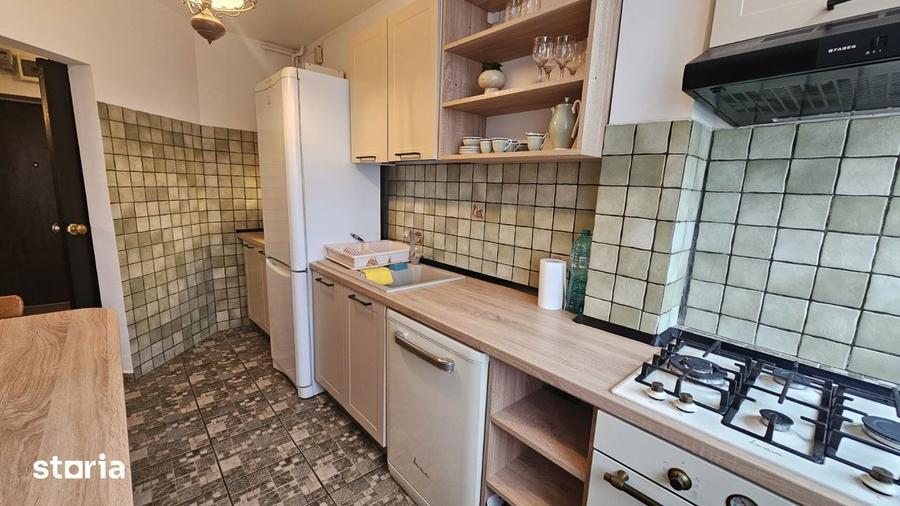 Apartament cu 3 camere în Aviatorilor