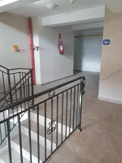 Apartament cu 2 camere semidecomandat, mobilat în Nord