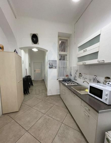 Apartament cu 3 camere decomandat, mobilat în Ultracentral