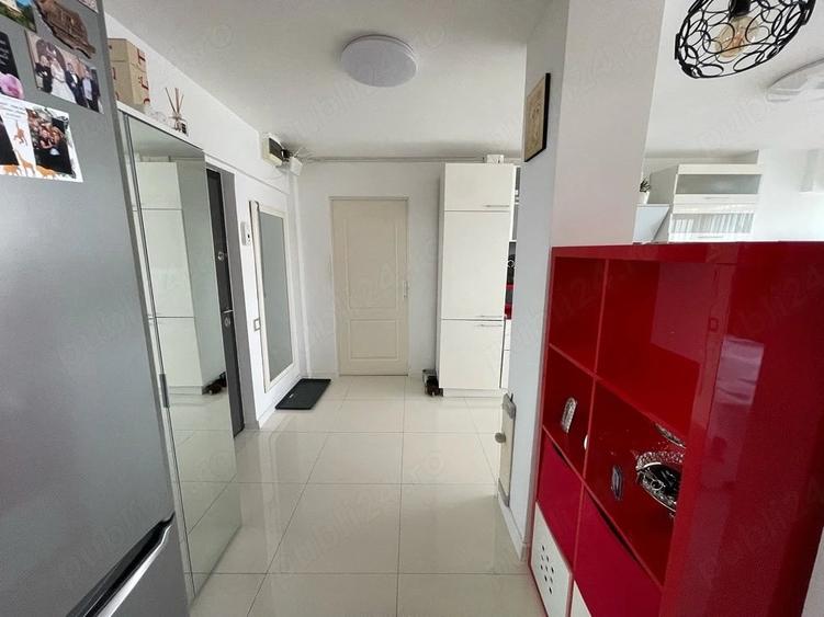 Apartament cu 2 camere decomandat în Vitan