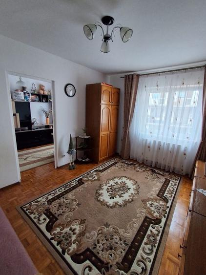 Proprietar vand apartament doua camere- Zona Luptei - 2