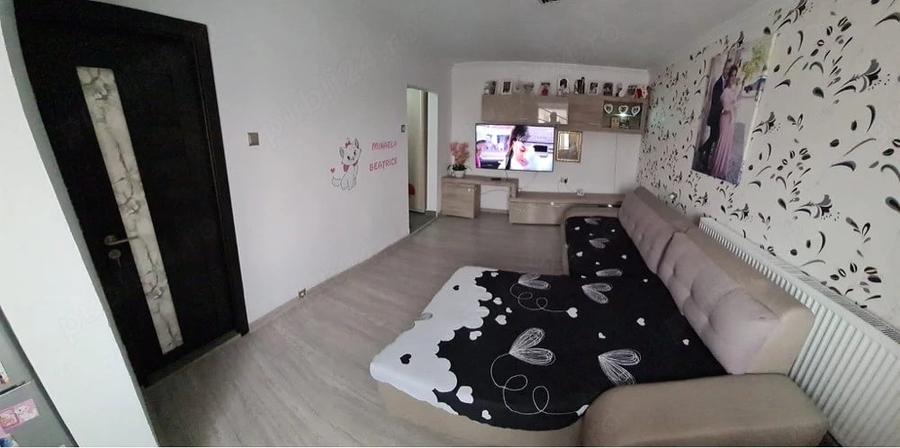 Garsonieră semidecomandată în Zahana