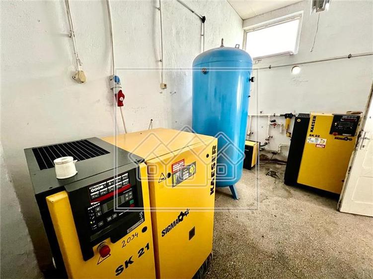 Spațiu industrial, de 3,000 mp, în Mârșa