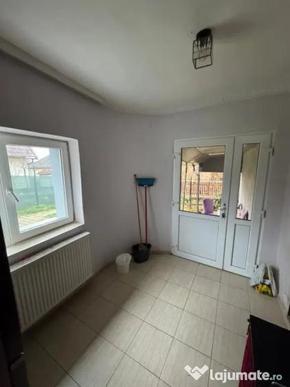 Casă cu 3 camere cu Teren 600 Mp în Posta