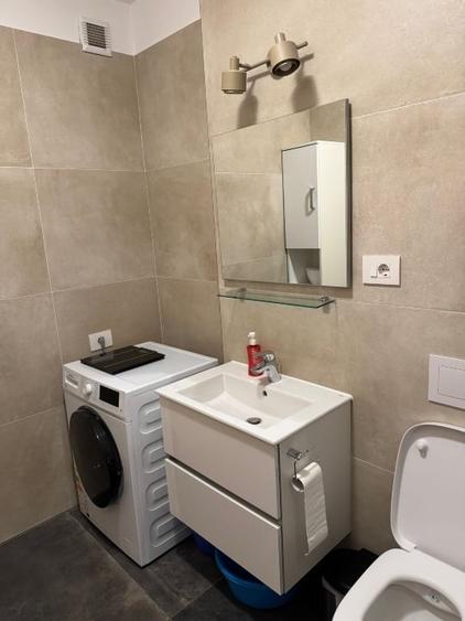 Apartament cu 2 camere, mobilat în Soarelui