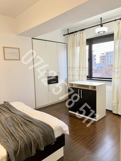 Apartament cu 2 camere semidecomandat în Sisești