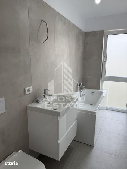 Casă cu 4 camere cu Teren 240 Mp în Ghiroda