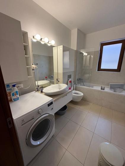 Apartament cu 2 camere decomandat în Ultracentral