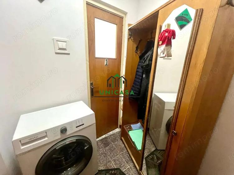 Garsonieră decomandată în Căzănești (Râmnicu Vâlcea)