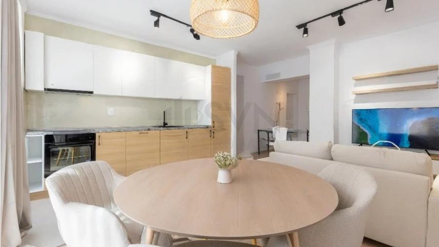 Apartament cu 2 camere semidecomandat în Bucureștii Noi