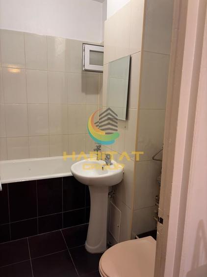Apartament cu 3 camere decomandat, mobilat în Tineretului