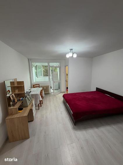 Garsonieră semidecomandată în Brazda lui Novac