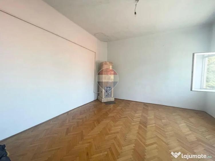 Casa cu 3 camere de vanzare in zona centrala comison 0... - Reghin (Mures) - 4