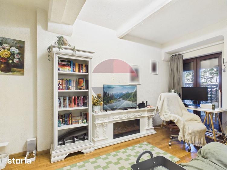 Apartament cu 5 camere în Primăverii