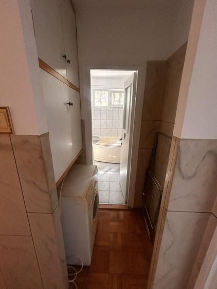 Apartament cu 3 camere semidecomandat în Dosu Bricii