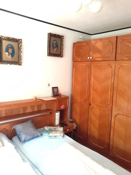 Apartament cu 3 camere semidecomandat în Dacia