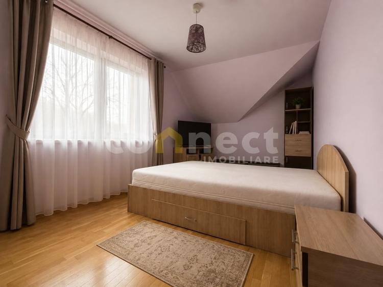 Duplex cu 5 camere cu Canalizare în Florești